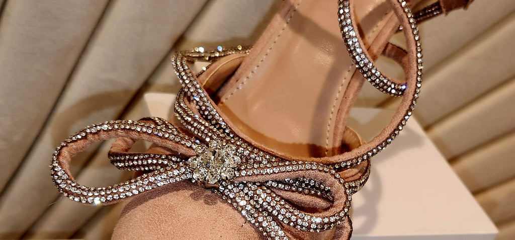 New Lace Up Ankle Strap Pointy Toe Stiletto Sandals Bowtie Rhinestone Ladies Thin High Heel Sandals Dress Shoes