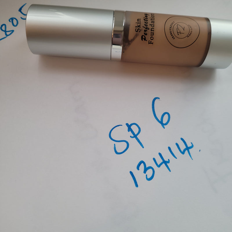 Skin Perfecting Foundation