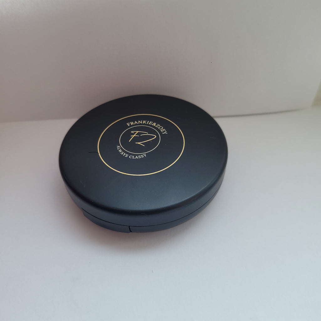 Flawless Finish; Cream to powder foundation.