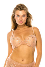 Adjustable Non Removable Straps: 34C