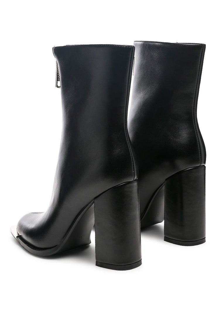 Black zip boot